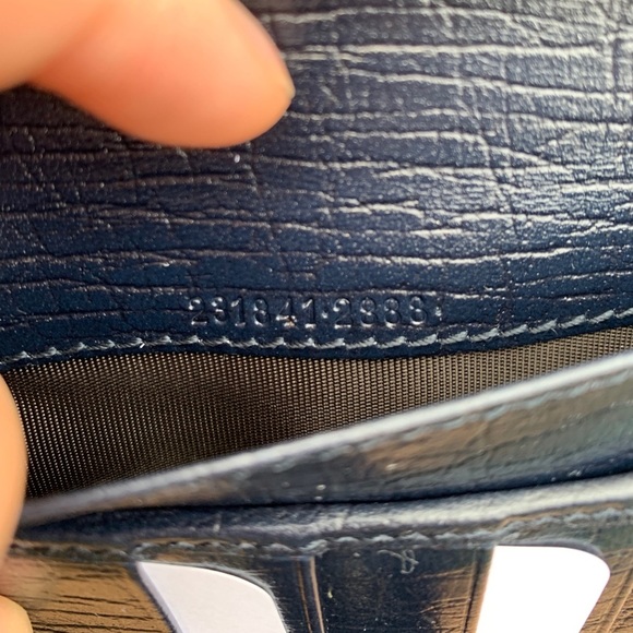 NWT Authentic Gucci Retextured Leather Long Wallet - Picture 7 of 8